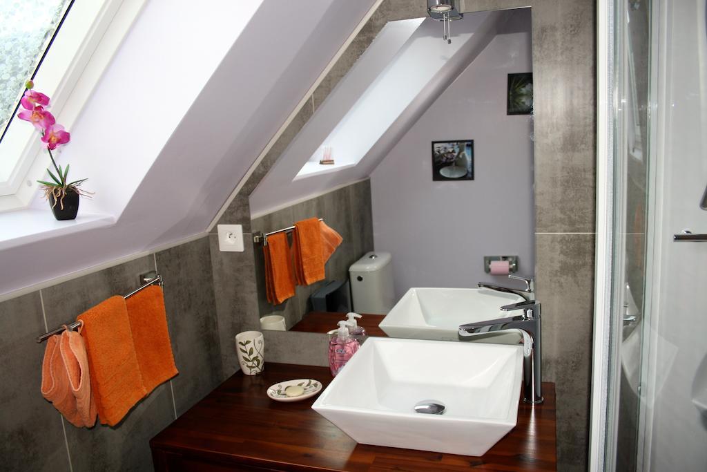 Breizh A-Gevret Bed & Breakfast Lannion Room photo